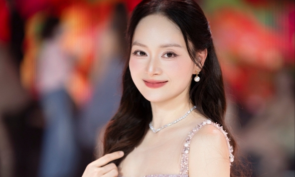 Lan Phương nói về chuyện bị BẠO HÀNH: “Là 1 người mẹ, Phương đau lòng vô cùng khi nghĩ đến điều đó”