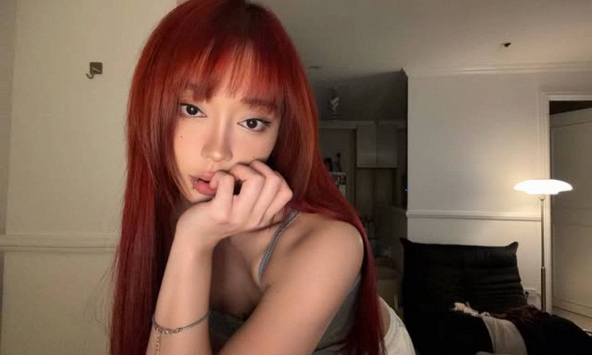 Nhẹ nhàng khoe dáng khi mới 'ngủ dậy', nữ streamer lai Việt khiến triệu anh em game thủ 'đứng hình'