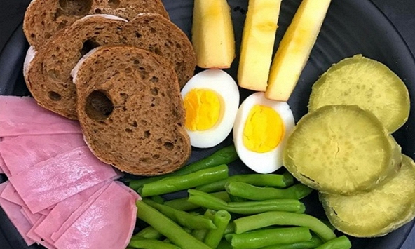 Giảm cân mãi không thành? Có thể bạn đang ăn sai món “healthy” này mỗi ngày