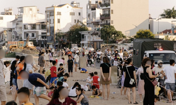 Tuyệt đối không nên tụ tập, hóng gió tại “biển Gò Vấp” lúc này!