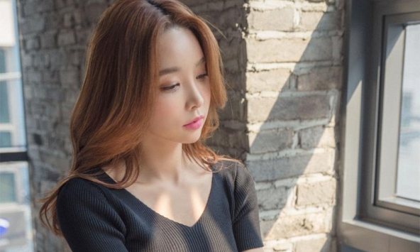 Bôi kem chống nắng đều mà da vẫn sạm: 7 thói quen âm thầm “phản chủ” khiến da lão hóa nhanh hơn bạn tưởng