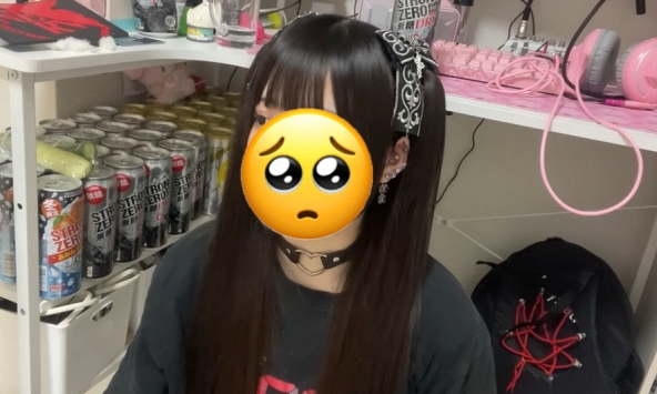 Nữ ca sĩ qua đời đột ngột ở tuổi 26, nhìn lại những khoảnh khắc xinh đẹp lúc sinh thời mà xót xa