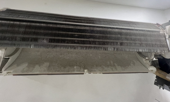 Cảnh tượng bên trong chiếc điều hòa 2 năm không được vệ sinh: Thì ra đây là nguyên nhân gây tốn điện