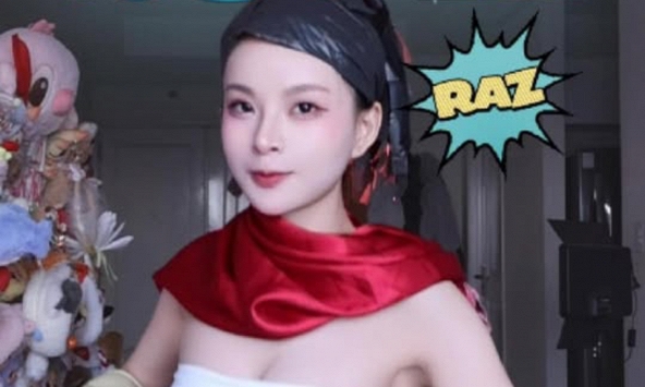 Mèo 2k4 trổ tài cosplay, nhảy 'tưng tửng' khiến fan Liên Quân không thể rời mắt