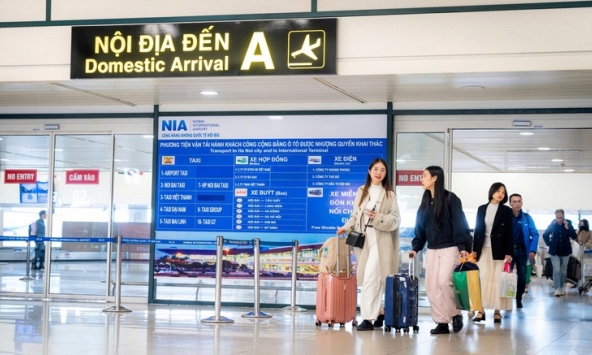 Khách đi máy bay lưu ý: Mọi người dân đều được dùng 2 dịch vụ miễn phí khi đến sân bay Nội Bài