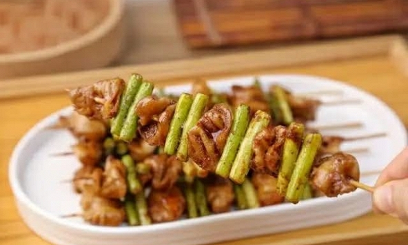 Lòng heo đừng xào dưa nữa, làm theo cách này đúng chuẩn cơm nhà, thơm lừng và đậm đà hương vị ai ăn cũng mê