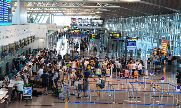 Từ 10.4, khách Việt chính thức được đi lối riêng khi đến sân bay Đà Nẵng
