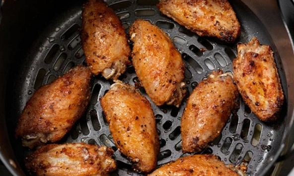 Cảnh báo đặc biệt đến các gia đình đang nấu ăn bằng nồi chiên không dầu