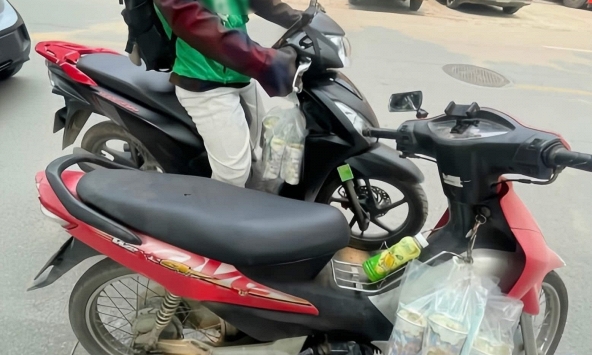 Nhóm học sinh tố shipper 'tiêu hủy' 33 cốc trà sữa, giá 1,7 triệu đồng: Phương án giải quyết