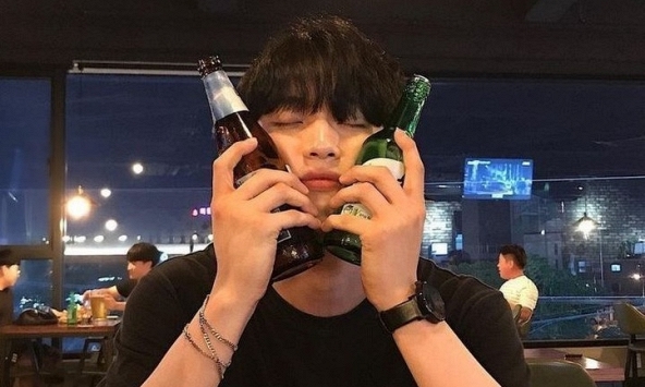 4 thói quen 'phá thận' nhanh nhất của nam giới đã được tiết lộ: Uống nhiều rượu bia chẳng ngờ đứng cuối danh sách