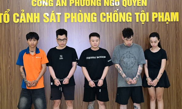 Bắt Ngô Thị Hoàng Ngân sinh năm 1999 cùng 5 nam thanh niên