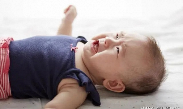 Vì sao trẻ sơ sinh hay quấy khóc? Giải mã những nguyên nhân phổ biến mà bố mẹ cần biết