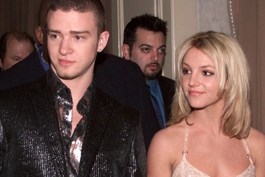 Britney Spears vào trại cai nghiện