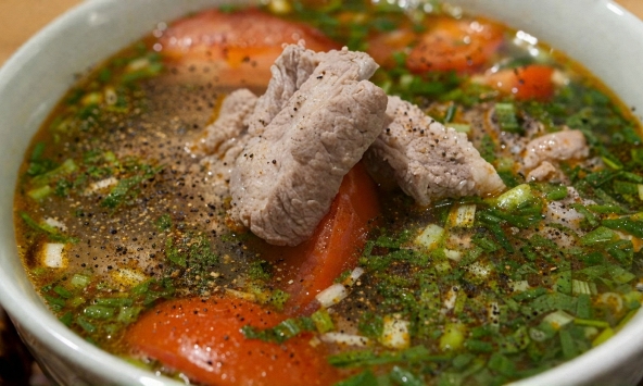 Cặp vợ chồng trẻ cùng mắc ung thư gan: Bác sĩ 'vạch mặt' thủ phạm trong món sườn heo quen thuộc