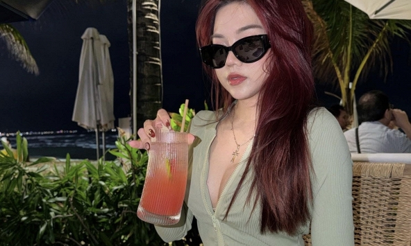 Hot girl làng game sở hữu visual 'vạn người mê' nhưng trình độ 'đuổi trai' thuộc hàng thượng thừa