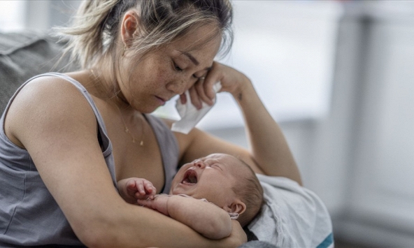 Mẹ chồng chỉ chăm cháu, bỏ mặc con dâu sau sinh và quyết định khiến cả 1 gia đình phải thức tỉnh