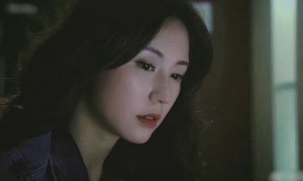 Nữ diễn viên đẹp đình đám từng “mất niềm tin vào tình yêu”, muốn làm mẹ đơn thân: U50 bí mật kết hôn với tình kém tuổi