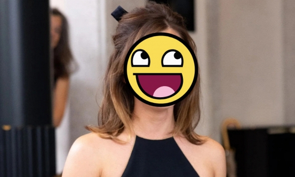 Nữ diễn viên nổi tiếng bị bố giấu kín một bí mật suốt 7 năm, ngay khi biết sự thật, cô cám ơn bố vô cùng!