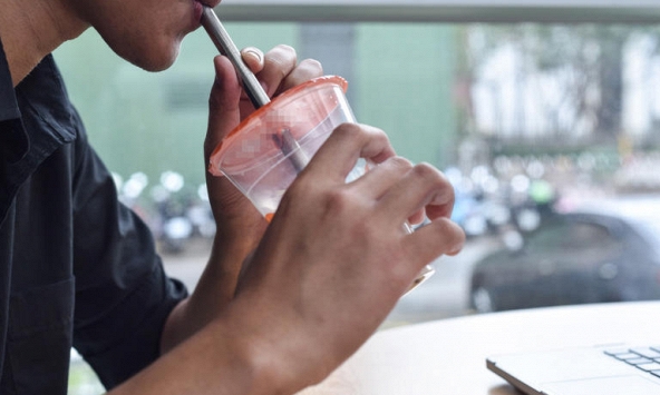 Nam thanh niên 32 tuổi mắc tiểu đường vì '1 thói quen'! Bác sĩ cảnh báo: Tiểu đường trước tuổi 40 rất nguy hiểm, có thể gây suy tạng sớm