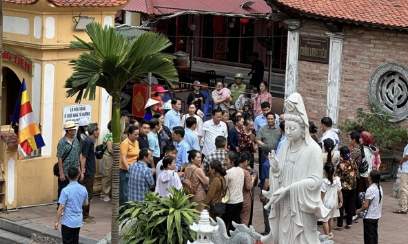 Ngôi chùa Nguyên Thủ tướng Phạm Minh Chính vừa ghé thăm: Nằm dưới chân một ngọn núi, là Di tích Quốc gia