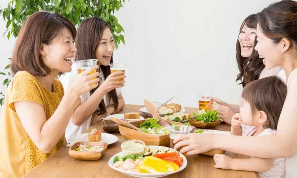 Sau tuổi 50, cách bạn ăn quyết định tuổi thọ của bạn: 4 nguyên tắc đơn giản nhưng ít ai làm đúng