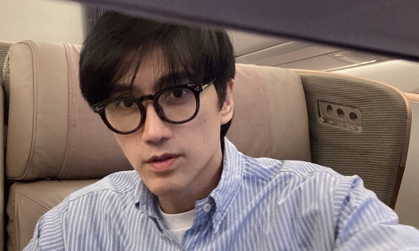 Cuối tuần sếp đột nhiên hỏi “Em có rảnh không?”, ai EQ thấp bảo “Có”, người EQ cao lại trả lời thế này