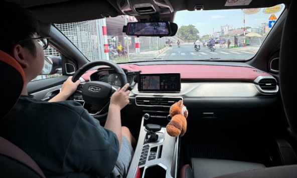 Mua xe Trung Quốc giá hời nhưng rước thêm áp lực: Nỗi khổ tâm của những người dám 'đi ngược số đông'