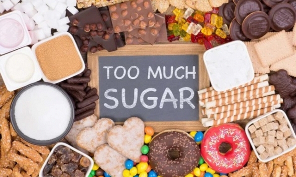 Muốn con cao lớn tốt, trước khi ngủ đừng cho con ăn 2 loại này