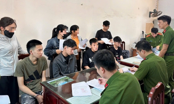 Ra lệnh bắt tạm giam Bùi Quang Anh cùng 6 đối tượng cùng sinh năm 2007