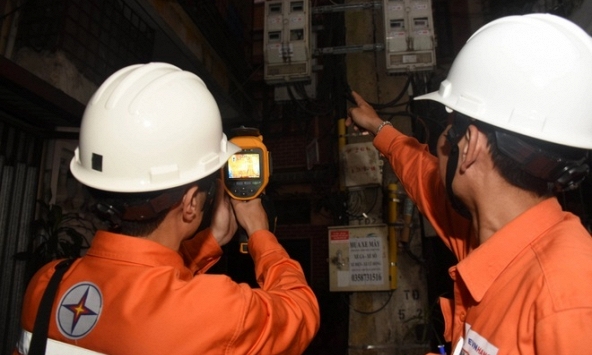 EVN Việt Nam cảnh báo: 5 thiết bị tắt rồi vẫn 'chạy ngầm' 24/7, nhiều nhà bị tốn điện oan