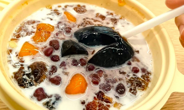 Tự làm món chè ngon tuyệt, thổi bay thời tiết nóng bức chỉ với 3 bước đơn giản 