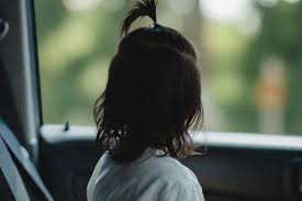 Thương tâm: Bé gái Nghệ An hơn 2 tuổi tử vong sau khi bị bố bỏ quên trên ô tô