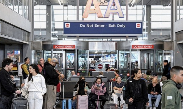 Hãng hàng không giá rẻ có nguy cơ giải thể lập tức chỉ trong vài giờ, hành khách đã đặt vé hoảng loạn, lo sợ mắc kẹt tại sân bay