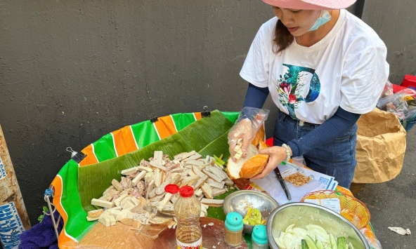 Những ổ bánh mì giữ hồn Sài Gòn qua nửa thế kỷ