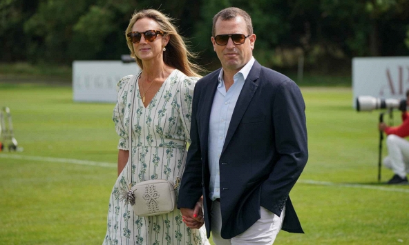 Từ y tá mẹ đơn thân 10 năm đến nàng dâu Hoàng gia: Harriet Sperling đã làm gì để trở thành người đó?