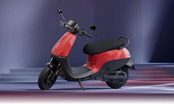 Mẫu xe máy điện sạc một lần đi xa như ô tô, giá rẻ hơn cả Honda Lead gây sốt