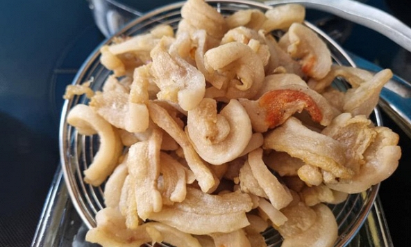 Mỡ lợn lại trở thành tâm điểm chú ý, nhắc người tiêu dùng: 4 nguyên tắc vàng khi ăn mỡ lợn để hưởng lợi đủ đường, không lo mỡ máu