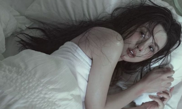 3 thói quen khi ngủ khiến bạn già nhanh và đoản thọ, bác sĩ tiết lộ thời điểm đi ngủ tốt nhất cho tim mạch