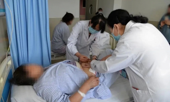 Sau tuổi 45, việc kiểm tra sức khỏe này là bắt buộc: Ngoài tác dụng sàng lọc ung thư còn phát hiện các bệnh dễ dẫn đến ung thư!