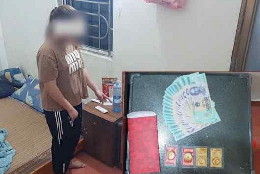 Tạm giữ hình sự nàng dâu SN 2003 phá tủ trộm hàng trăm triệu tiền, vàng của nhà chồng