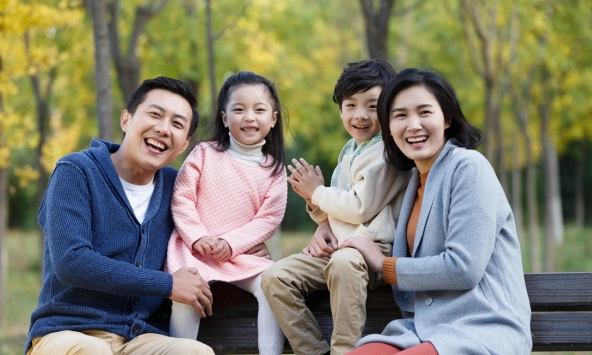 Con trai thông minh giống mẹ, chiều cao giống bố: Chuyên gia di truyền học bác bỏ, sự thật không phải vậy