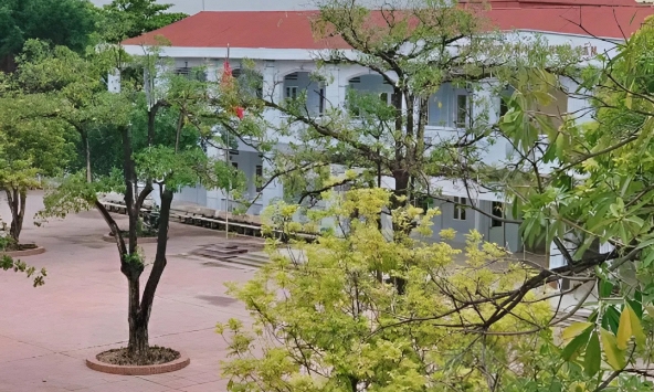 Hà Nội có một trường làng: Điểm đầu vào lớp 10 thấp 'lè tè' nhưng thành tích không hề vừa, cứ nhìn danh sách này là rõ!