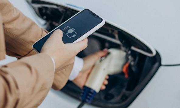 Trung Quốc gây chấn động với công nghệ pin xe điện 'nhanh như đổ xăng': Sạc từ 5% đến 95% trong 9 phút