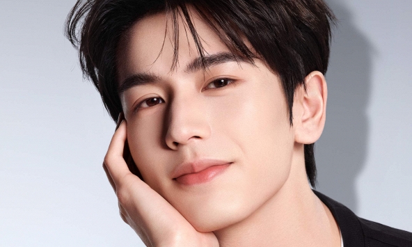 Trương Lăng Hách bị AI thay thế