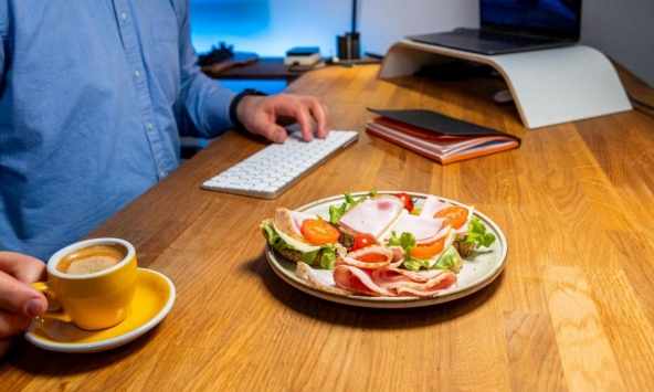 Bữa ăn nhanh lên ngôi trong nhịp sống hiện đại