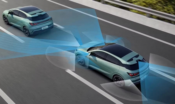 Khi “Mắt Thần” chưa sẵn sàng: bài học đắt giá từ 2,5 triệu xe Trung Quốc triển khai vội vàng công nghệ hỗ trợ lái