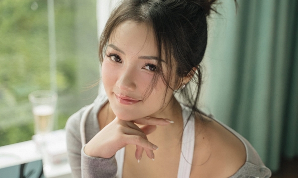 Ngắm nhan sắc hiện tại của Thủy Top, từng là biểu tượng gợi cảm huyền thoại, triệu người tìm kiếm