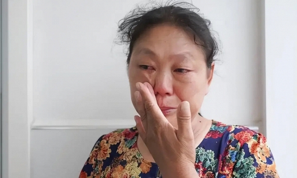 “Tôi sống còn không bằng thú cưng của các con!”: Hai con ăn lẩu hết gần 1,4 triệu đồng, người mẹ đơn thân buồn rầu