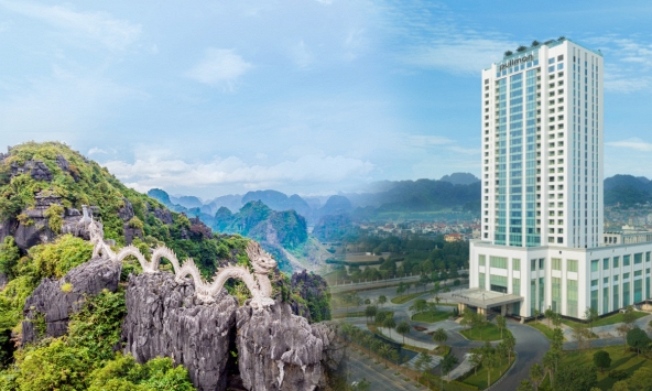 Thu hơn 10.000 tỷ đồng chỉ sau 3 tháng, du lịch Ninh Bình đón “ông lớn” với siêu phẩm lưu trú 100% phòng view di sản