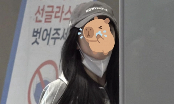 Tình trạng của Jisoo trong lần đầu lộ diện giữa bão drama: Diện mạo có đúng 4 từ để nói